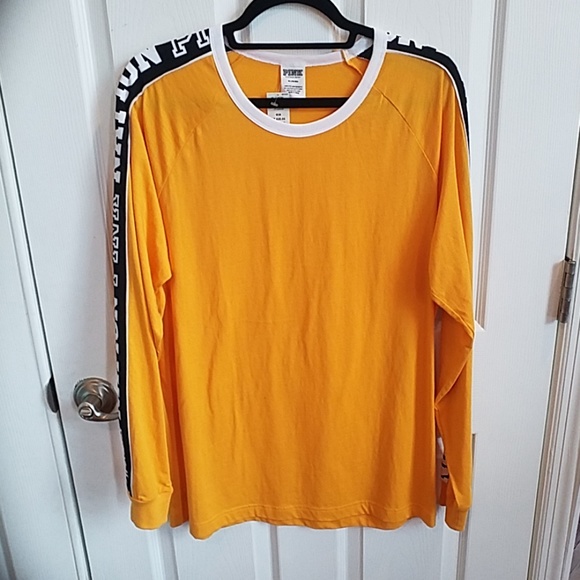 NWT VS Pink Long Sleeve Logo Campus tee M - Picture 4 of 5